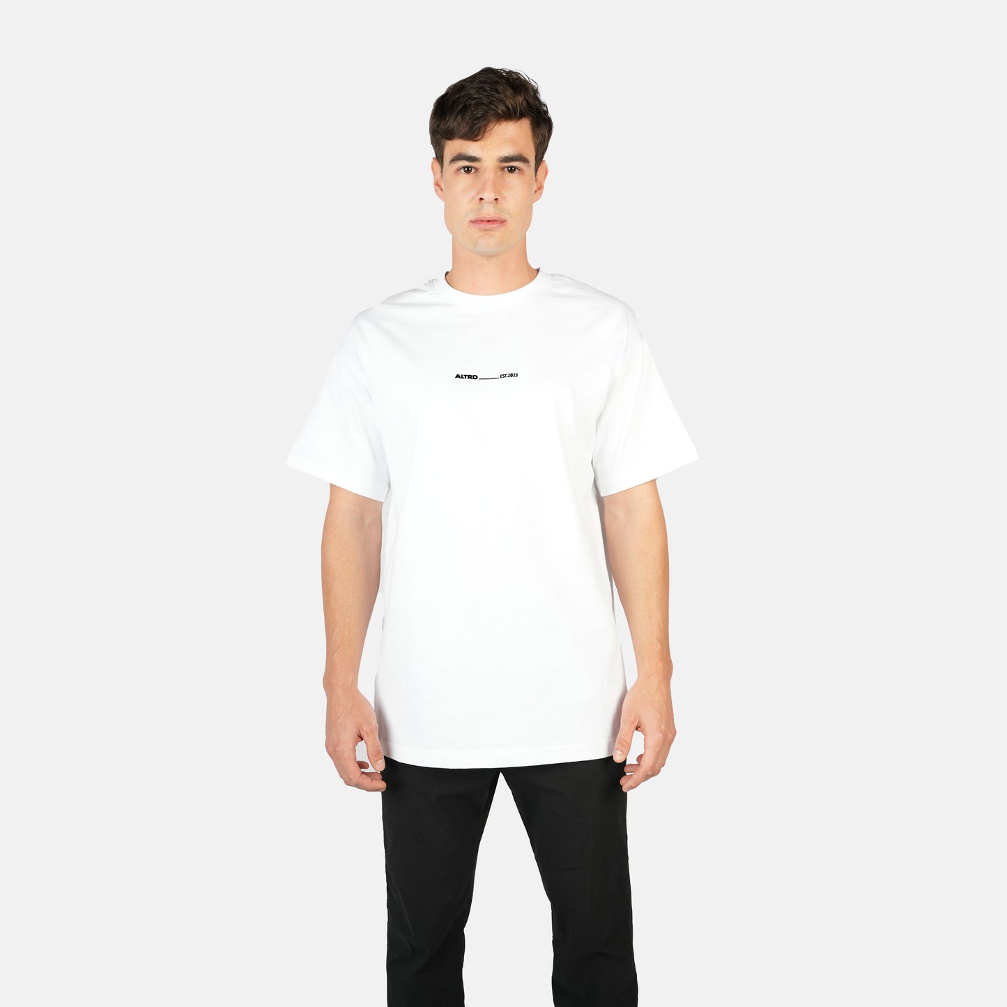 WHITE SIGNATURE OTTOMAN GRAPHICS T-SHIRT